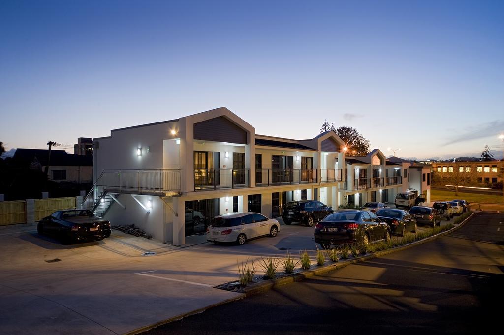Best Western Ellerslie International Hotel Окленд Экстерьер фото